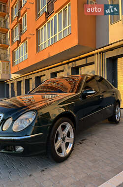 Седан Mercedes-Benz E-Class 2002 в Виннице