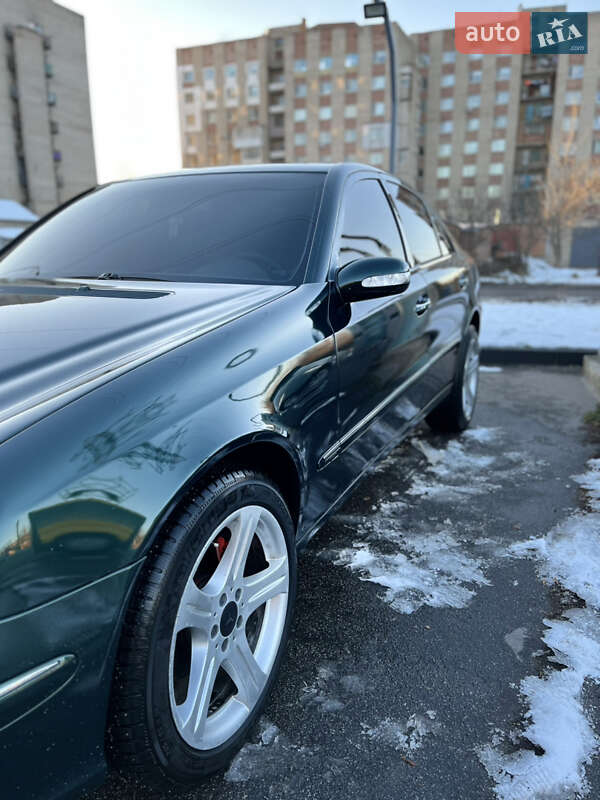 Седан Mercedes-Benz E-Class 2002 в Виннице