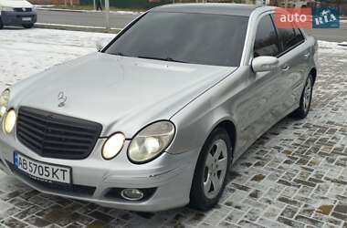 Седан Mercedes-Benz E-Class 2004 в Гайсину