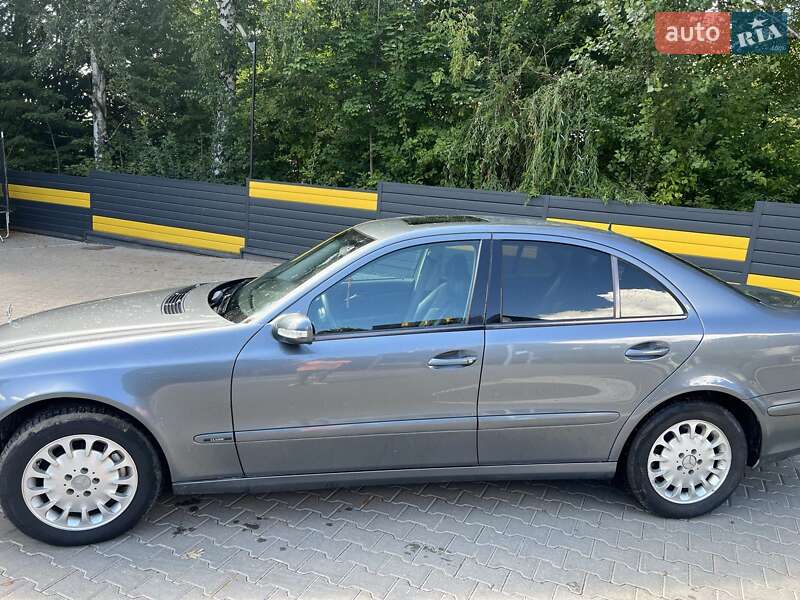 Седан Mercedes-Benz E-Class 2004 в Вінниці