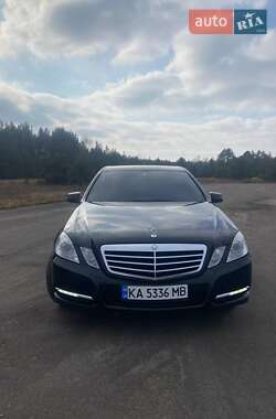 Mercedes-Benz E-Class 2011