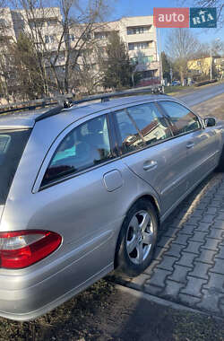 Универсал Mercedes-Benz E-Class 2003 в Емильчине