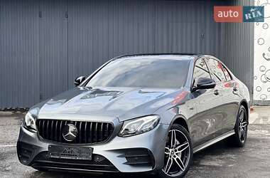 Седан Mercedes-Benz E-Class 2018 в Днепре