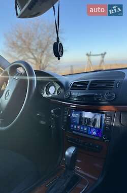 Седан Mercedes-Benz E-Class 2008 в 