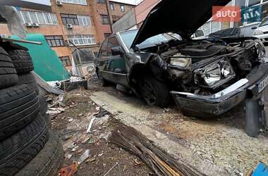 Седан Mercedes-Benz E-Class 1994 в Києві