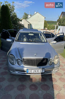 Седан Mercedes-Benz E-Class 2002 в Чернівцях