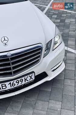 Седан Mercedes-Benz E-Class 2012 в Виннице