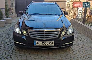 Универсал Mercedes-Benz E-Class 2012 в Хусте