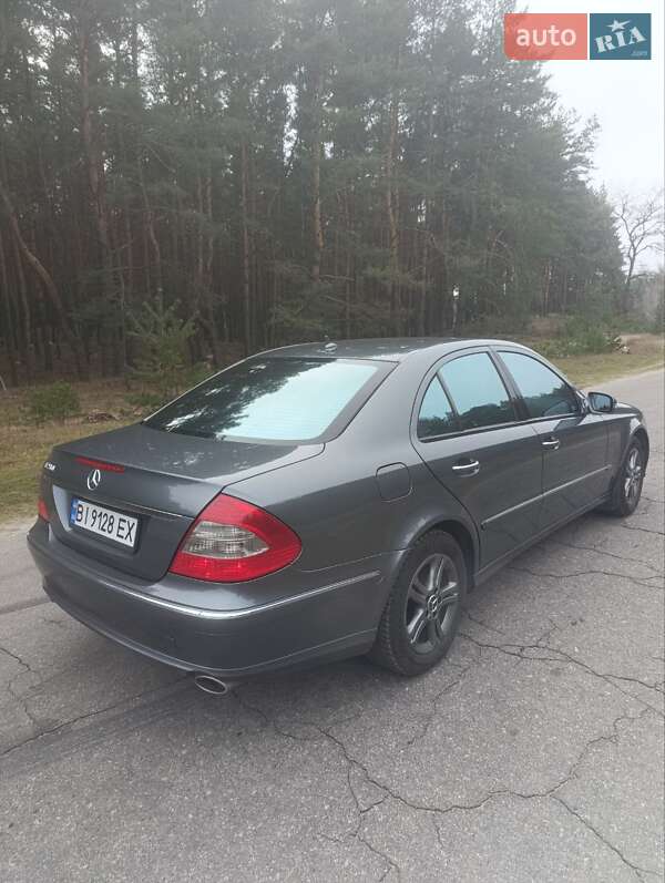 Седан Mercedes-Benz E-Class 2007 в Кременчуге