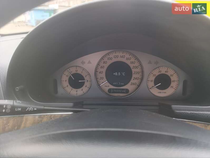 Седан Mercedes-Benz E-Class 2007 в Кременчуге