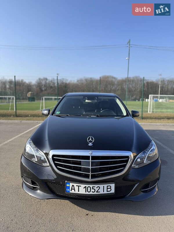 Седан Mercedes-Benz E-Class 2015 в Ивано-Франковске фото Седан Mercedes-Benz E-Class 2015 в Ивано-Франковске