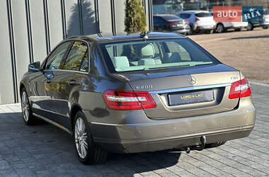 Седан Mercedes-Benz E-Class 2012 в 