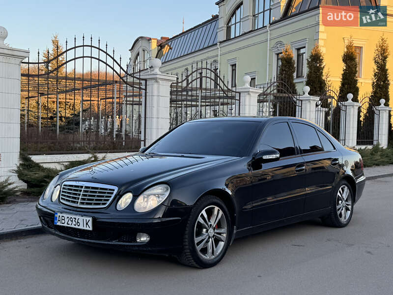 Седан Mercedes-Benz E-Class 2002 в Виннице