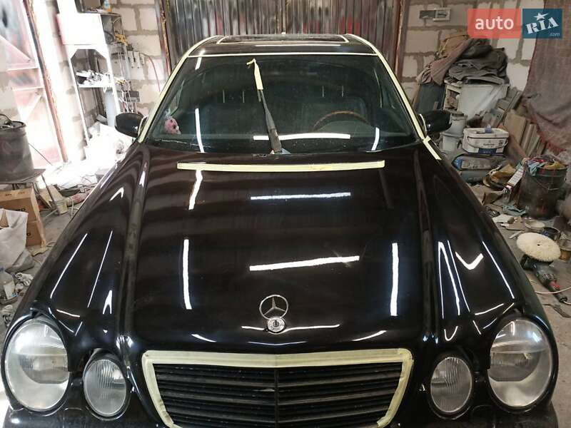 Седан Mercedes-Benz E-Class 2000 в Одессе