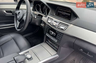 Седан Mercedes-Benz E-Class 2013 в Одессе