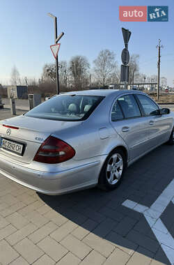 Седан Mercedes-Benz E-Class 2004 в Луцке