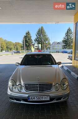 Седан Mercedes-Benz E-Class 2003 в Звягелі