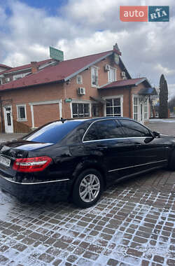 Седан Mercedes-Benz E-Class 2010 в Ивано-Франковске