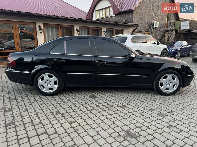 Седан Mercedes-Benz E-Class 2002 в Приборжавском