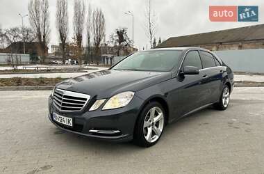 Седан Mercedes-Benz E-Class 2012 в Виннице