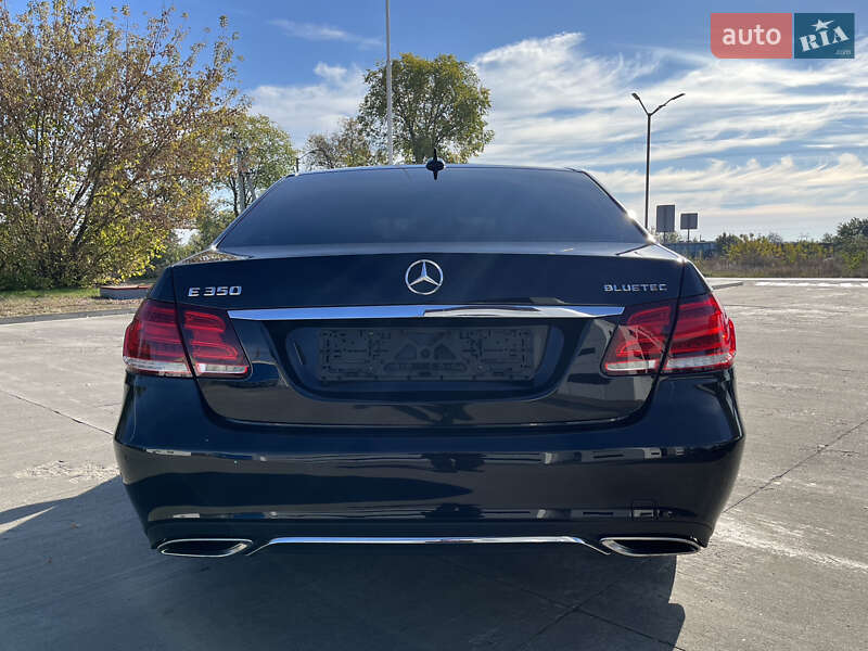 Седан Mercedes-Benz E-Class 2014 в Вараші