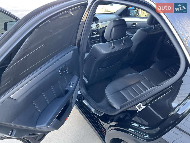 Седан Mercedes-Benz E-Class 2014 в Вараші