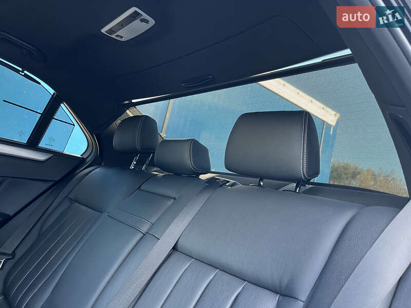 Седан Mercedes-Benz E-Class 2014 в Вараші