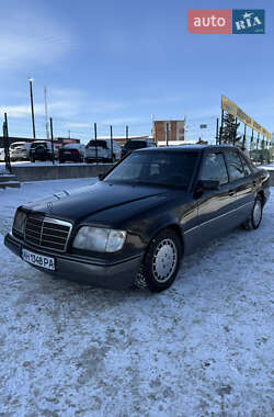 Седан Mercedes-Benz E-Class 1995 в Сумах