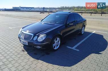 Седан Mercedes-Benz E-Class 2008 в Кельменцах