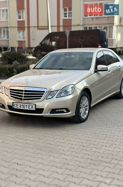 Седан Mercedes-Benz E-Class 2010 в Чернівцях