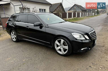 Mercedes-Benz E-Class 2010