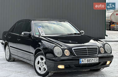 Седан Mercedes-Benz E-Class 2002 в Тернополе