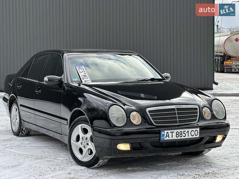 Седан Mercedes-Benz E-Class 2002 в Тернополе