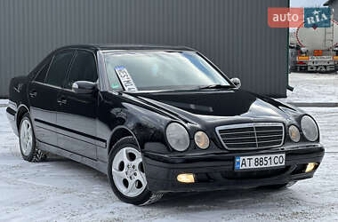 Седан Mercedes-Benz E-Class 2002 в Тернополе