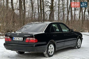 Седан Mercedes-Benz E-Class 2002 в Тернополе