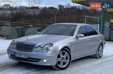 Седан Mercedes-Benz E-Class 2003 в Турке