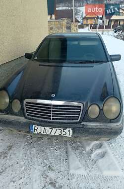 Седан Mercedes-Benz E-Class 1997 в Коломые