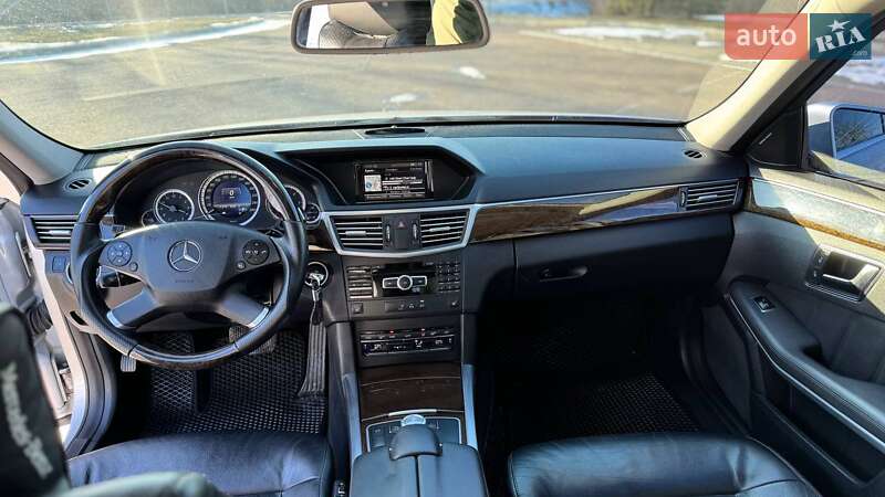 Универсал Mercedes-Benz E-Class 2012 в Житомире