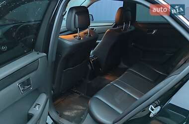 Седан Mercedes-Benz E-Class 2010 в Виннице