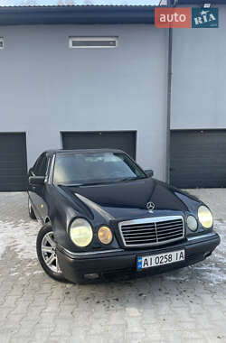 Седан Mercedes-Benz E-Class 1996 в 