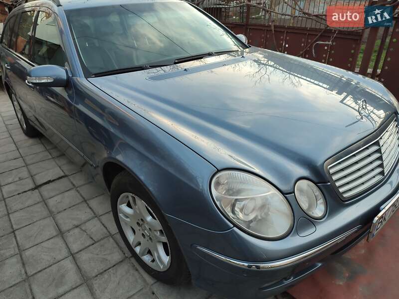 Универсал Mercedes-Benz E-Class 2003 в 
