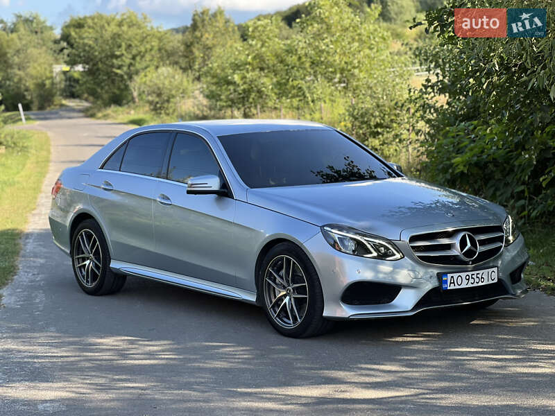 Седан Mercedes-Benz E-Class 2015 в Сваляве