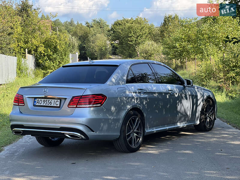 Седан Mercedes-Benz E-Class 2015 в Сваляве