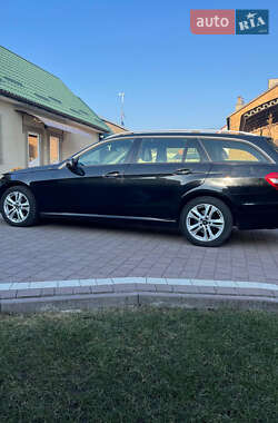 Универсал Mercedes-Benz E-Class 2012 в 
