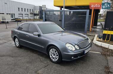 Седан Mercedes-Benz E-Class 2004 в Харькове