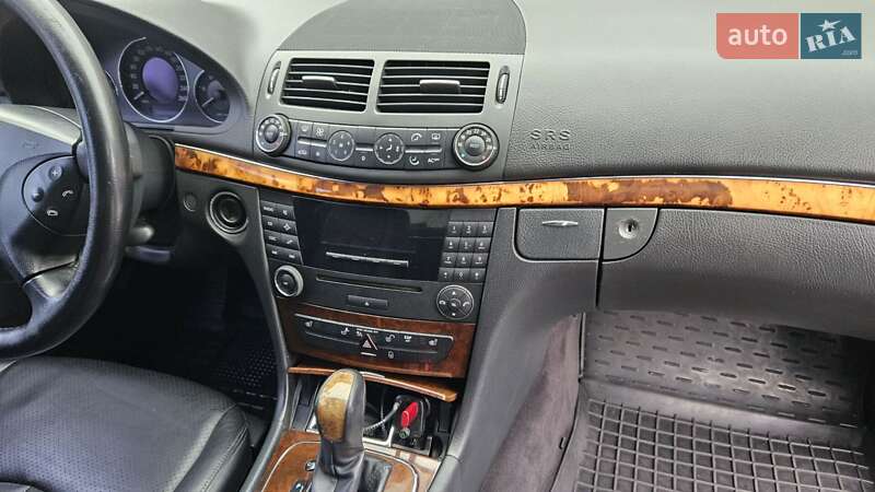 Седан Mercedes-Benz E-Class 2004 в Харькове