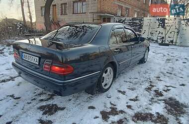 Седан Mercedes-Benz E-Class 1996 в Прилуках
