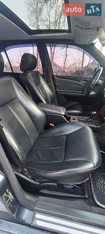 Седан Mercedes-Benz E-Class 1996 в Прилуках