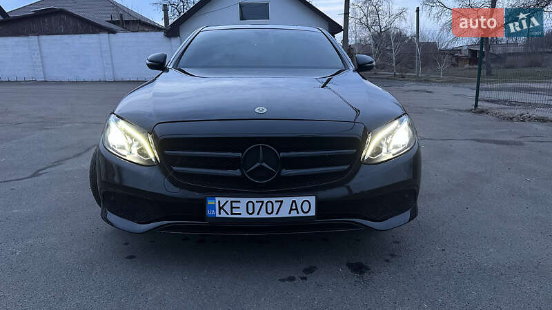 Седан Mercedes-Benz E-Class 2019 в Кривому Розі