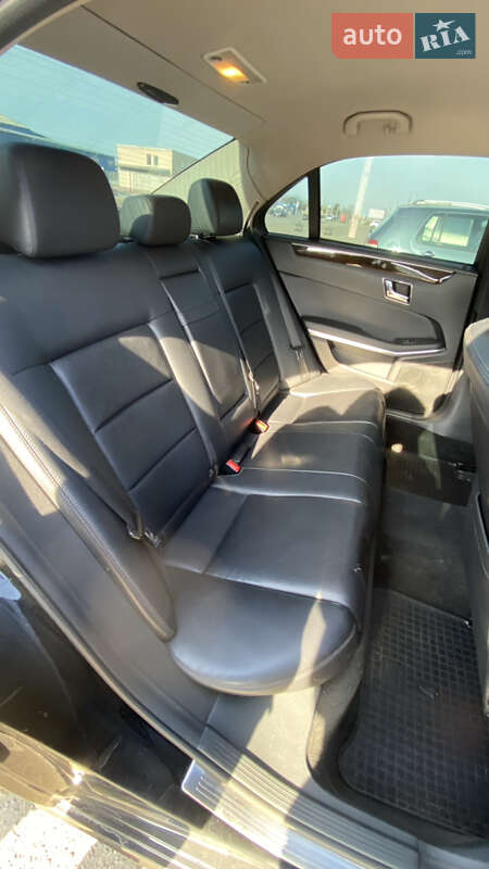 Седан Mercedes-Benz E-Class 2010 в Чернобае